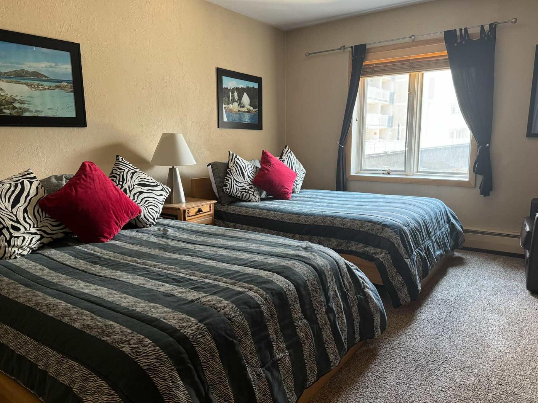 Best Location In The Heart Of Lions Head, Ski Lockers, Jacuzzi And Pool Vail Esterno foto